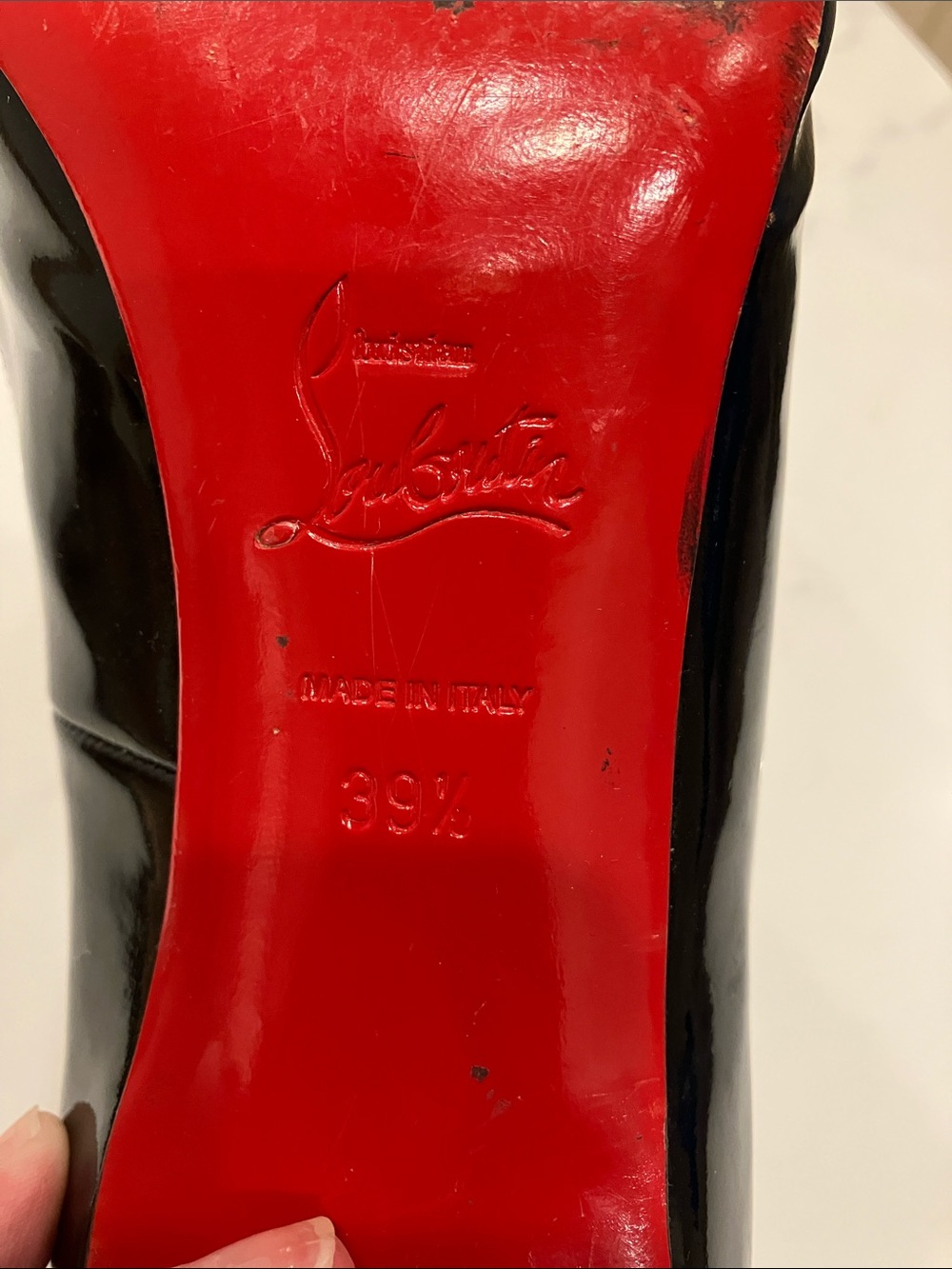 Christian Louboutin Simple Pump 85 Black Patent Round-Toe Pumps Sz 39.5- GUC - Picture 8 of 14